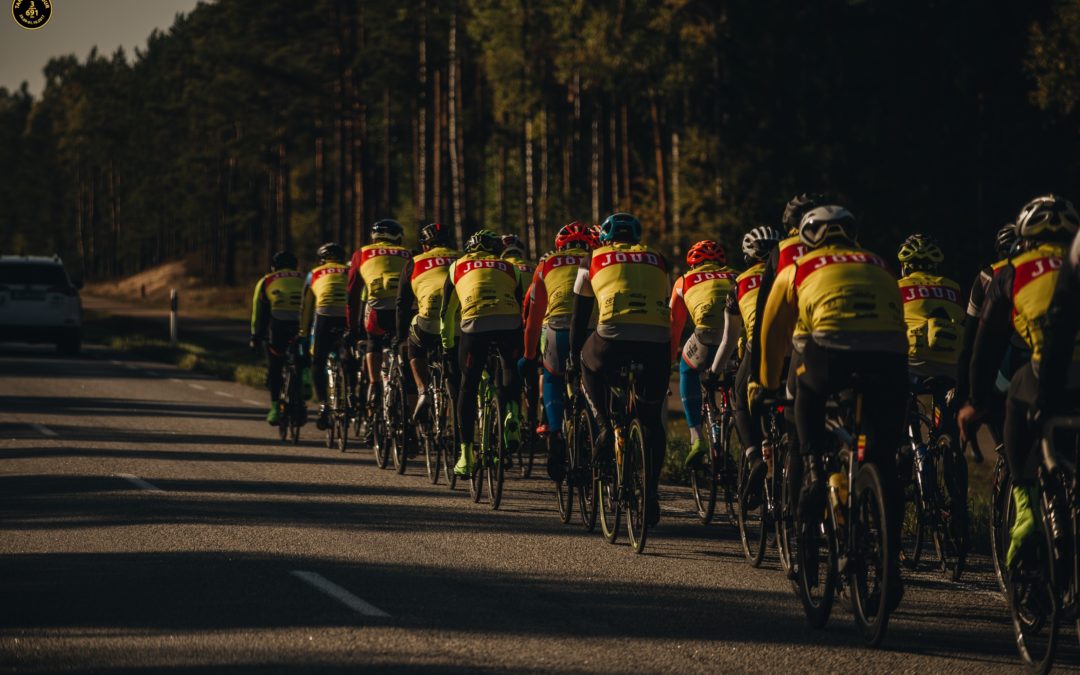Rattaentusiastid väntavad kolme päevaga 1000 kilomeetrit erivajadustega inimeste heaks